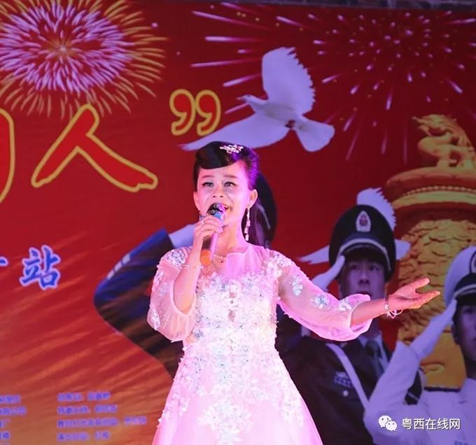 广场舞串烧,我们的南海_广场舞南海姑娘_南海之恋广场舞