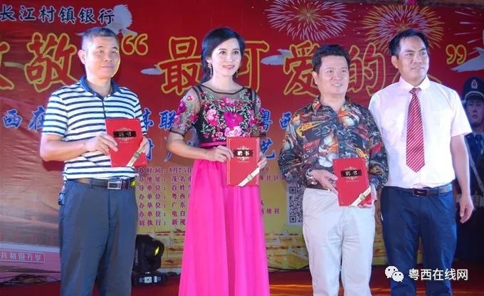 广场舞南海姑娘_南海之恋广场舞_广场舞串烧,我们的南海