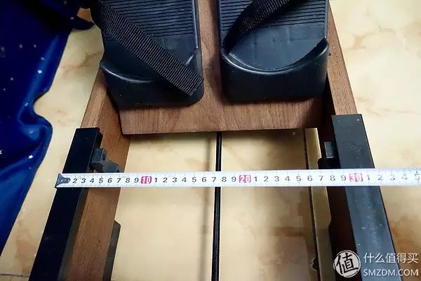 腰腹训练器怎么用_可调节家用腰腹训练器_腰腹轮怎么用