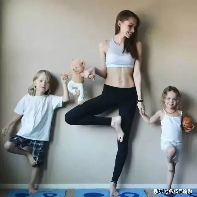 瑜伽事项健身注意哪些_瑜伽锻炼注意事项_瑜伽健身注意事项