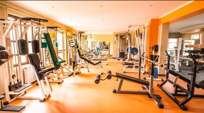 pg赏金大对决试玩版 健身房初体验！健身小白打破尴尬小技巧，你知道吗？