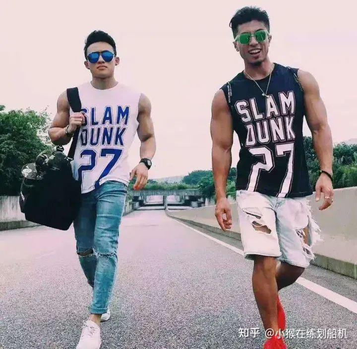 健身手套怎么戴_带手套健身的坏处_带健身手套能减少手掌起茧吗