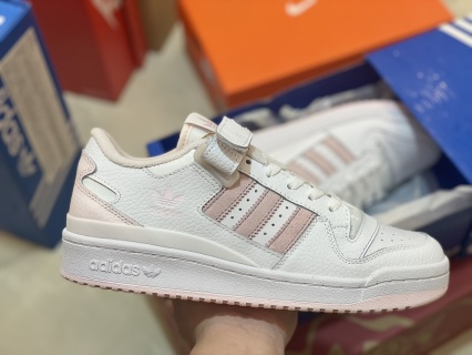 pg赏金女王单机版试玩平台 跑步鞋国内品牌排行榜前十（跑步鞋厂家推荐）