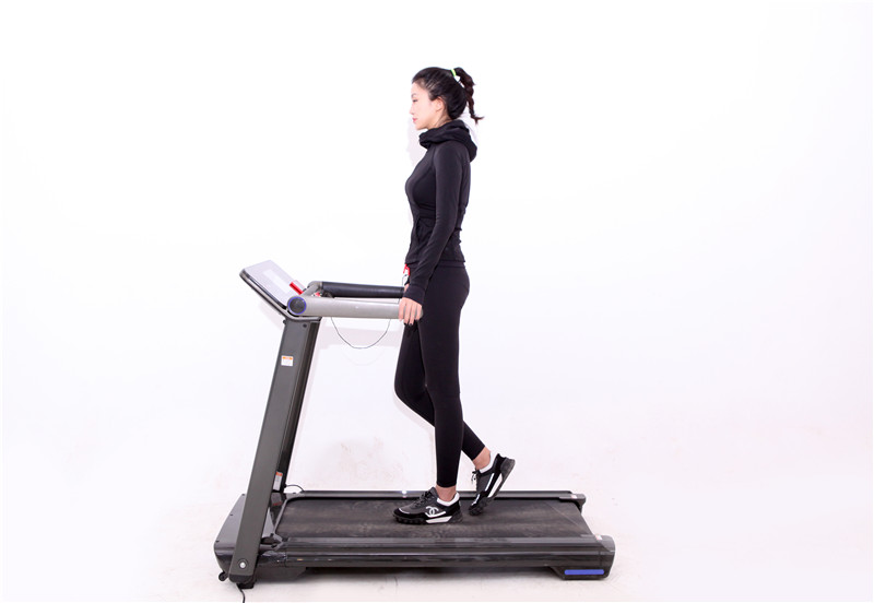 睿智X5跑步机_跑步机评测_wnq跑步机5000j 东方
