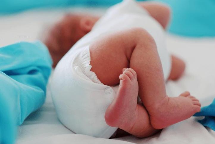 什么时候可以训练幼儿大小便_纸尿裤什么时候脱合适_如何判断孩子是否准备好脱纸尿裤