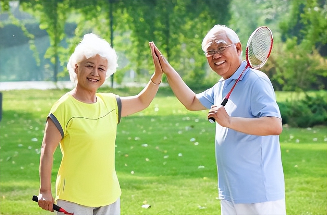 跑步时心率过快好吗?_科学慢跑时长_慢跑黄金时长