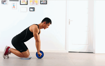 腹肌轮几个轮的好_提升腰腹部力量_腹肌轮训练好处