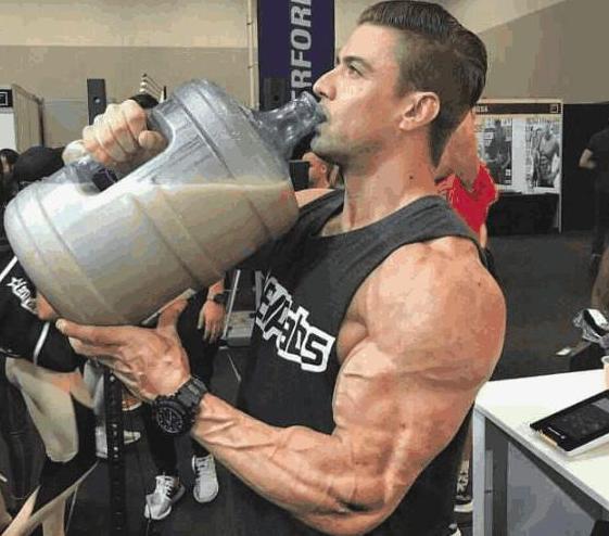 开始健身没钱怎么做_免费健身方法_健身护腕有什么用