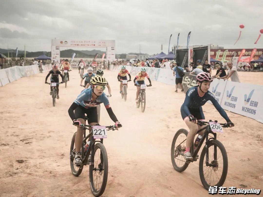 全指手套与半指手套区别_健身手套尺寸_自行车手套选购指南