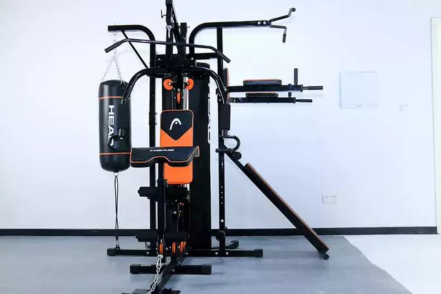 家庭版健身器材安装教程_大型全身综合训练器_海德三人站综合训练器测评