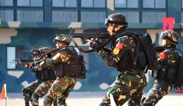 战术手套美军与解放军区别_健身手套半指_美军单兵装备价值