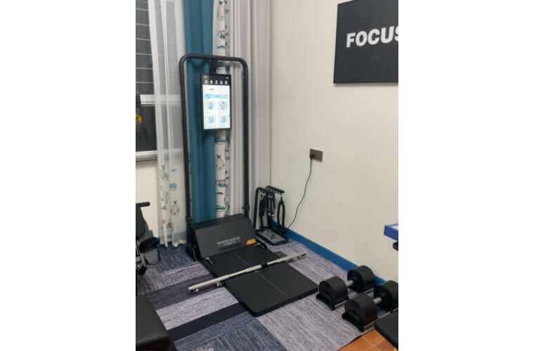 综合训练器怎么选择_综合训练器动作_综合训练器训练视频