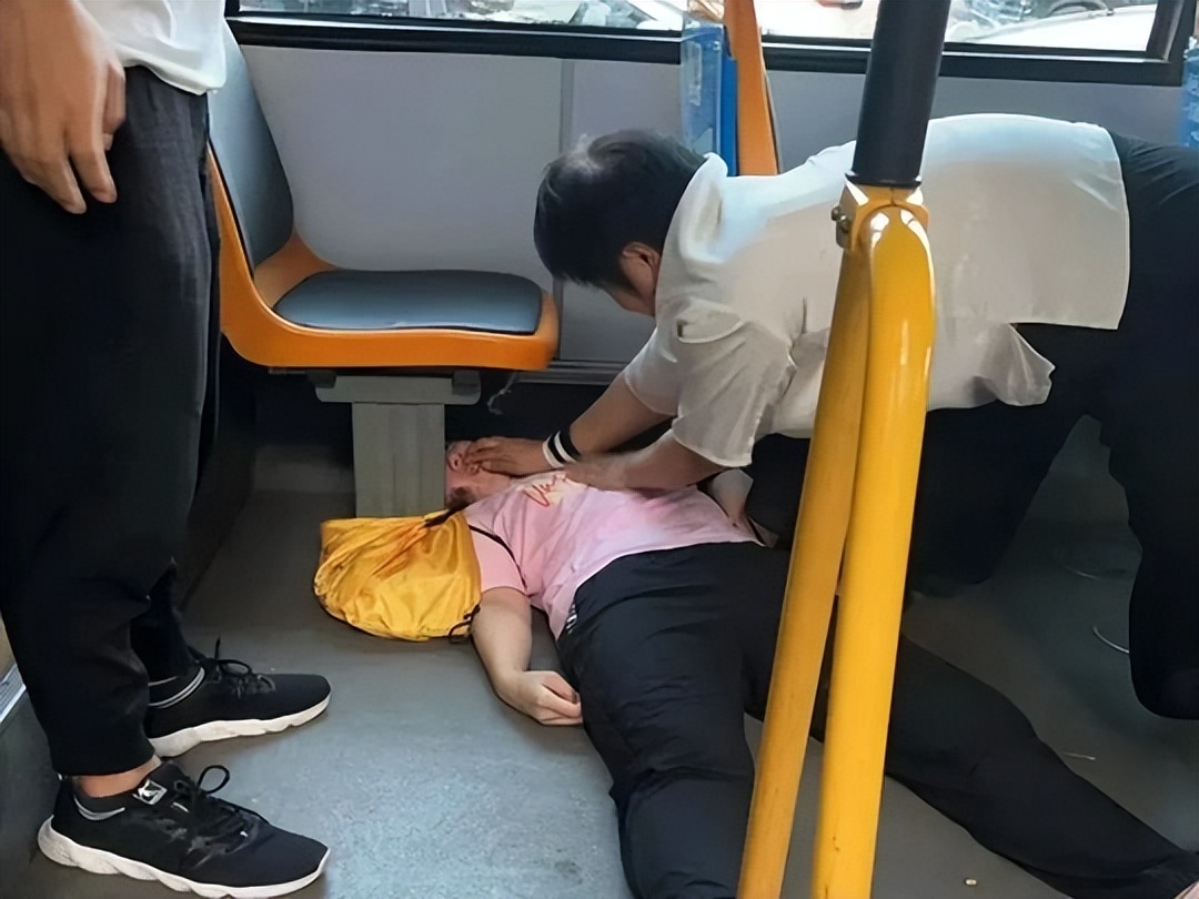 焦虑对血压影响_高血压认知误区_正常人的收缩压是多少?