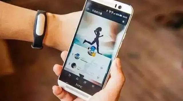 机械式计步器原理 智能手环加速度传感器工作原理 加速度传感器应用领域_计步器刷步数工具