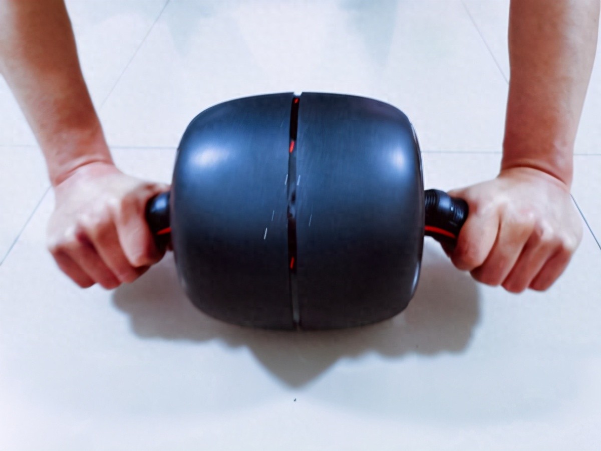 pg电子麻将胡了 野小兽高弹健腹轮青春版评测：练腹肌就是这么简单