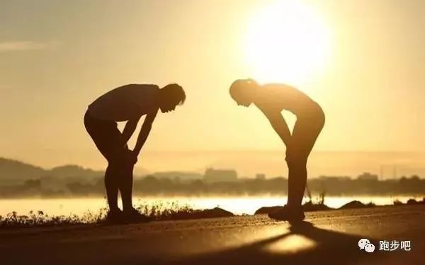 中长跑呼吸技巧_男子400米跑步呼吸技巧_跑步科学呼吸方法