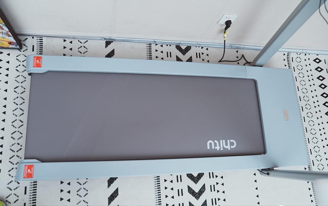 跑步机选购指南_什么牌子的家用跑步机好_35岁后如何通过跑步改善精神面貌