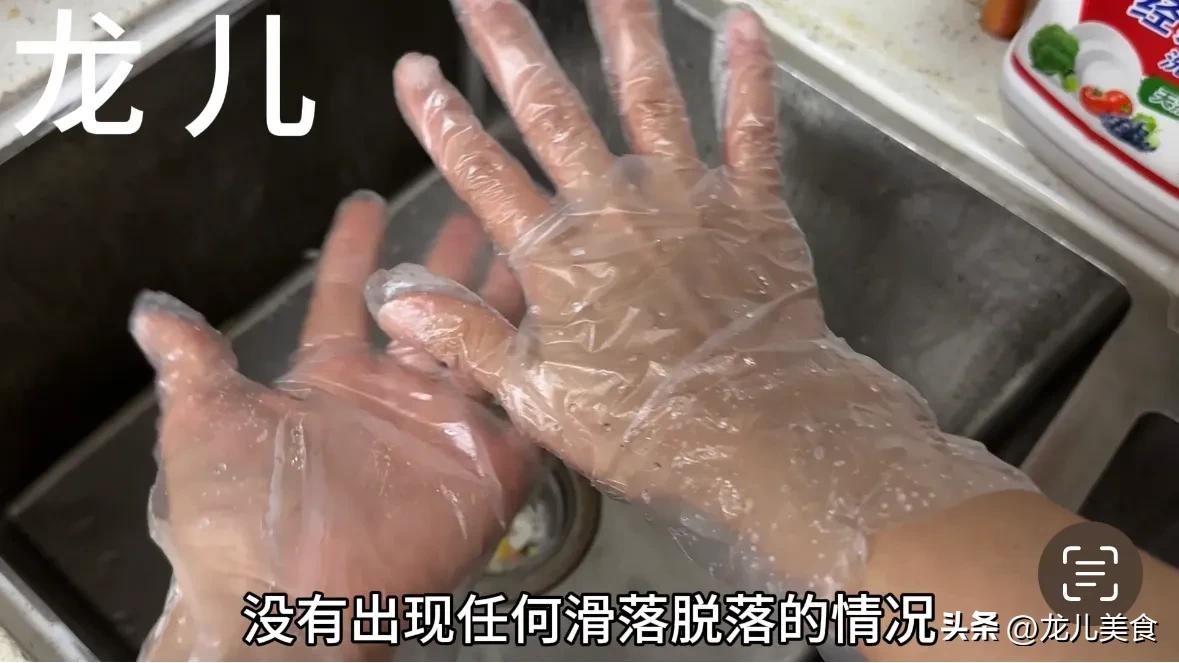 一次性手套正确戴法_戴手套的正确方法_健身手套松一点