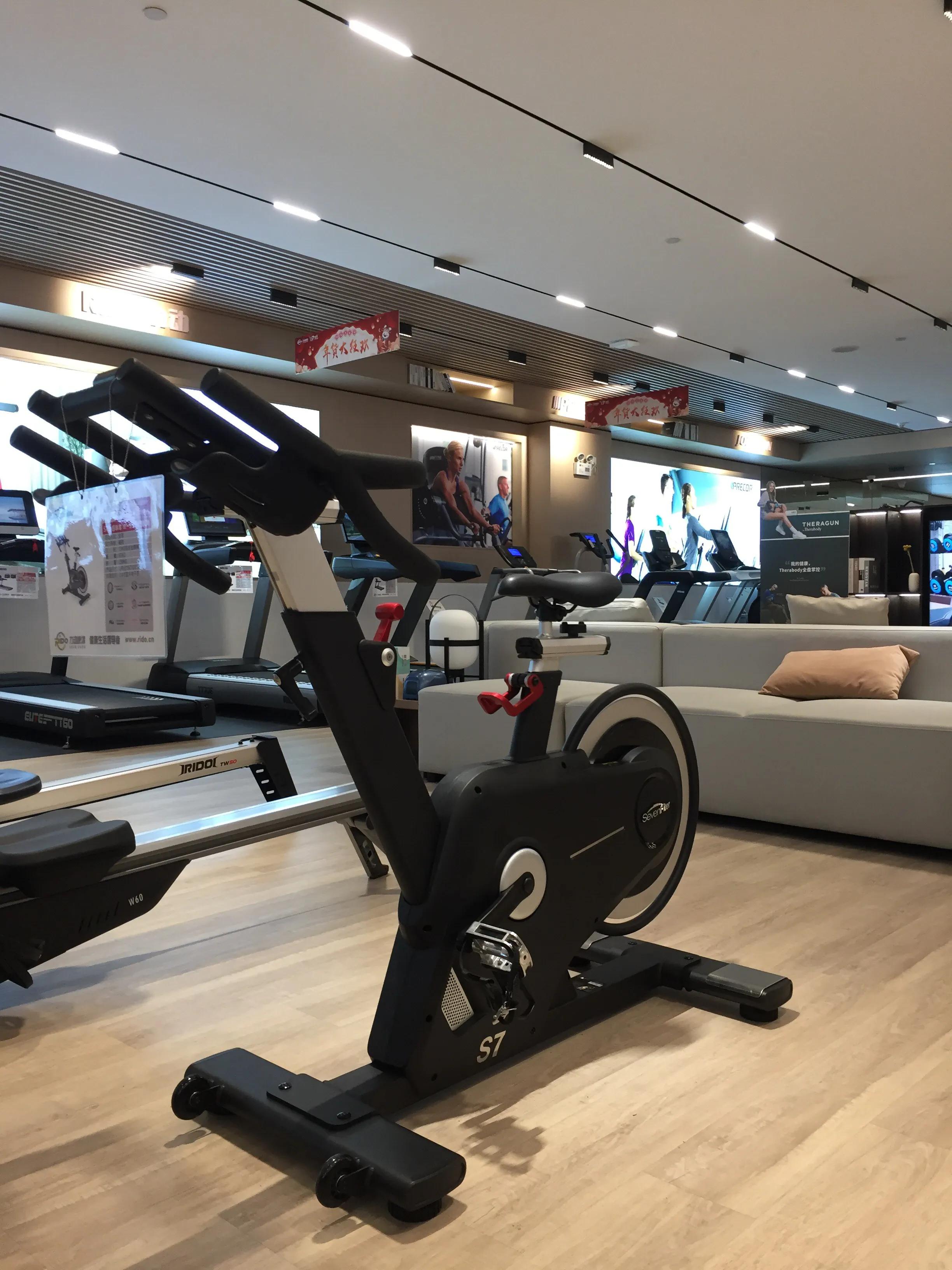 家用跑步机选购指南_跑步机什么牌子好?_如何选择家用跑步机