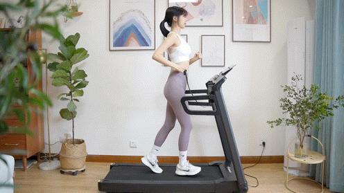 户外跑与跑步机对比_燃脂效率分析_跑步机什么牌子好的微博