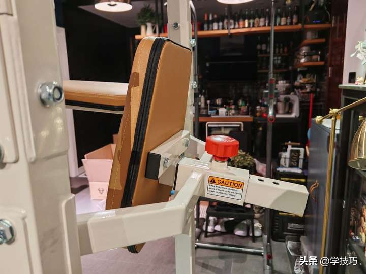 引体向上训练方法_综合力量训练器品牌_落地式引体向上架选购要点