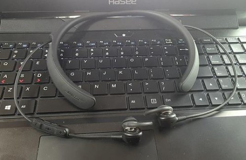 十大值得买蓝牙耳机品牌_JEET蓝牙耳机推荐_国产跑步机十大名牌 品牌哪个