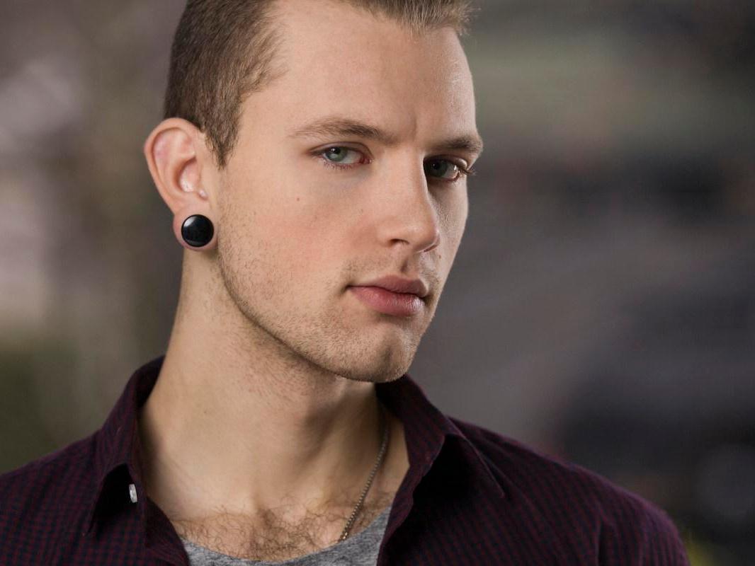 男性私处尺寸影响因素_男性生殖器官大小遗传因素_阴茎手抓练能变大吗