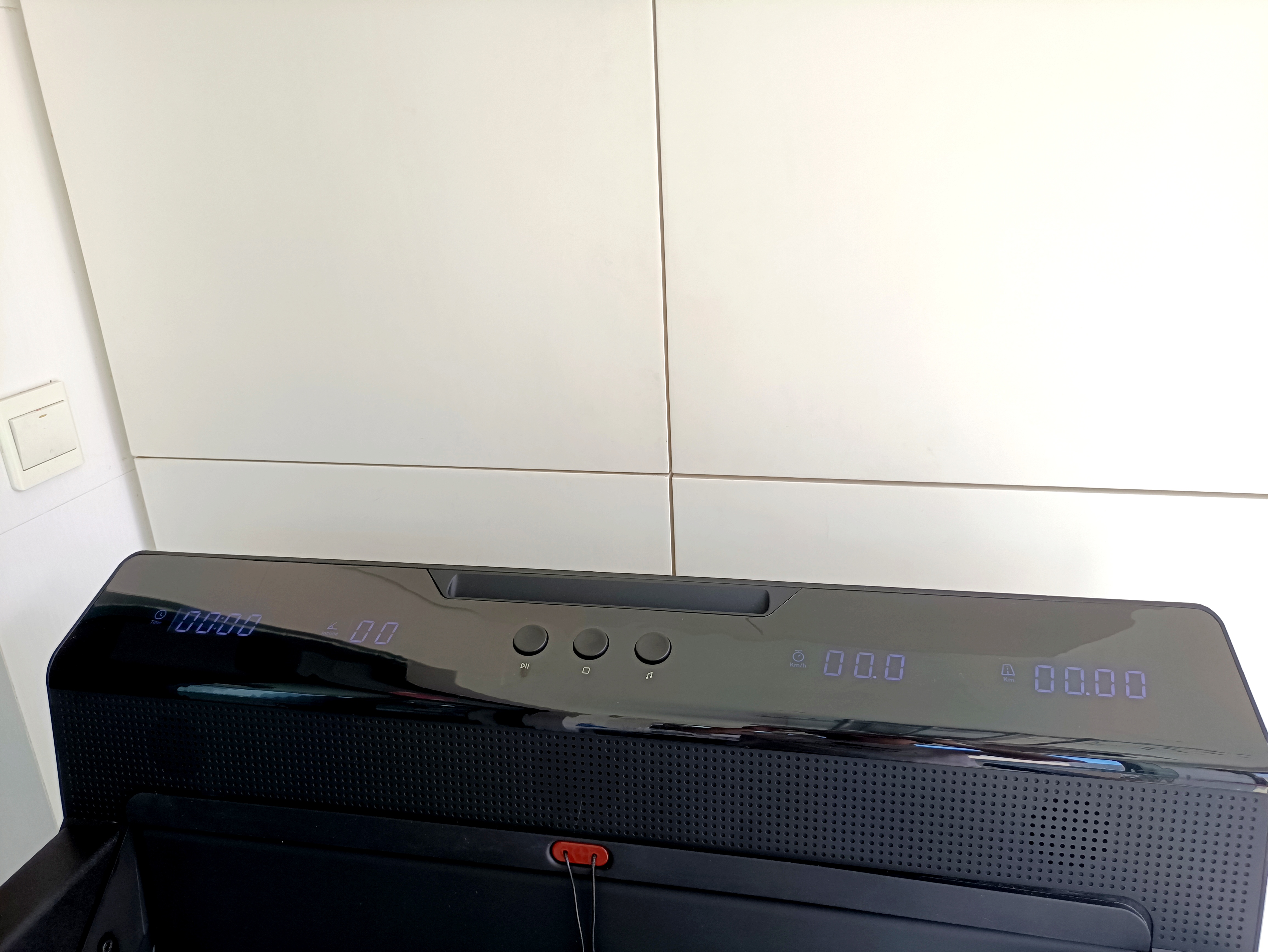 跑步姿势不当运动损伤_家用跑步机十大名牌是什么,跑步机什么牌子好?_科学跑步保护膝盖