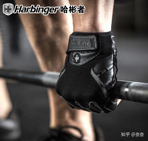 健身训练手套_健身手套_手套健身训练图片