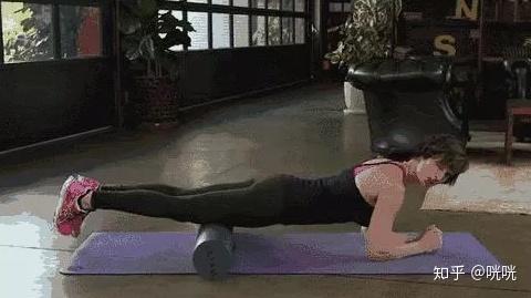 肌肉腿矫正_瘦腿操下载_脂肪腿训练