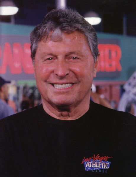 综合训练器 史密斯机_史密斯机综合训练器哪个牌子好_史密斯机训练视频