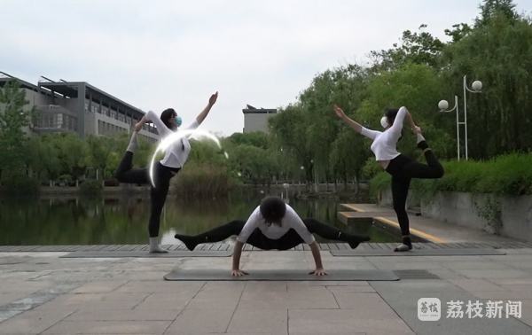 广场操舞套健身氧有什么作用_有氧广场舞健身操视频_广场舞有氧健身操二套