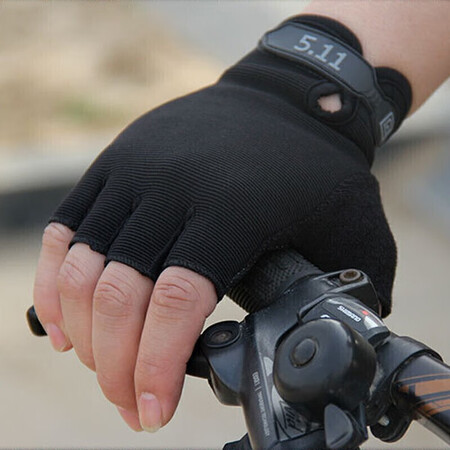 骑兵连Cavalry自行车手套山地车夏季半指短指手套男女透怎么样？好不好？