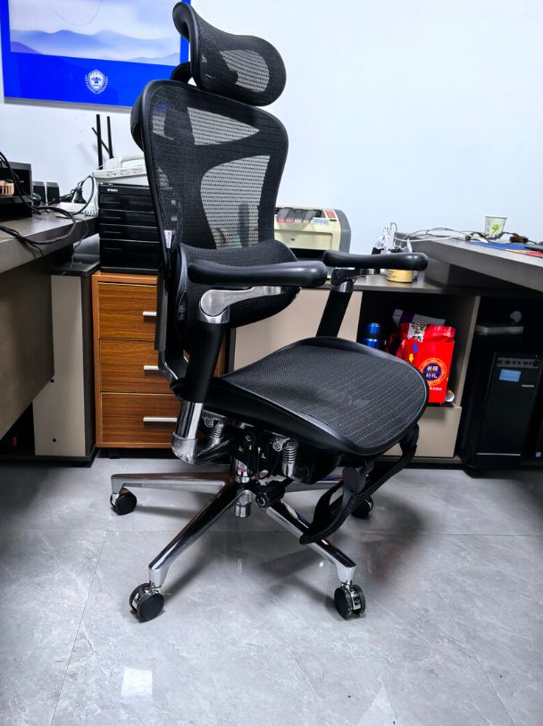 人体工学椅选购攻略_瑜伽健身椅图片_护腰椅推荐