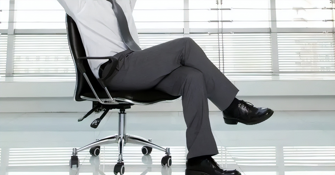 腰椎间盘突出 习惯 生活方式_腰椎间盘突出不能弯腰