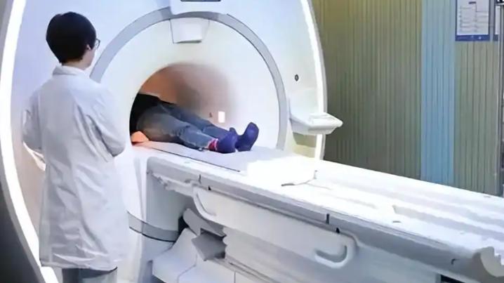 腰椎间盘突出 习惯 生活方式_腰椎间盘突出不能弯腰