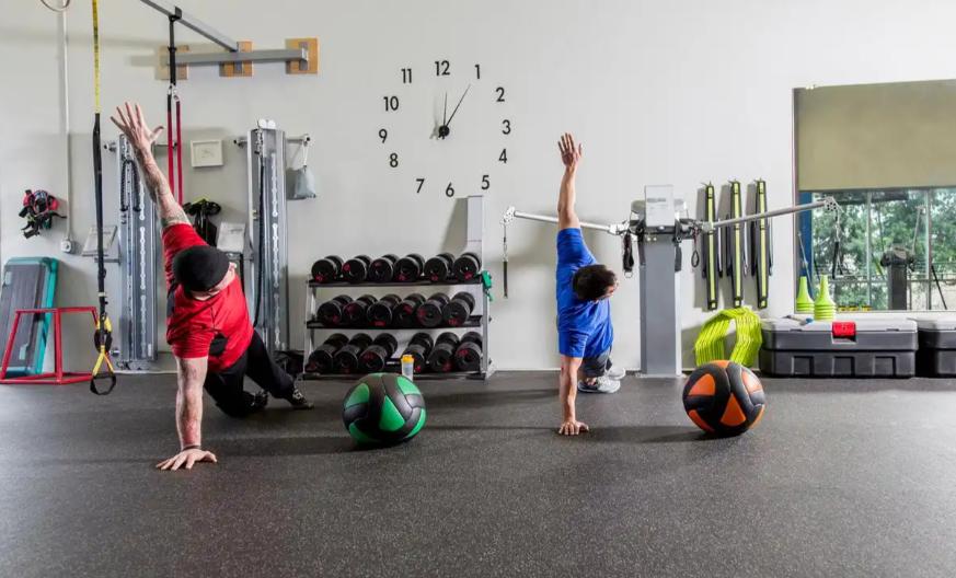 健身耳机选购指南_5大核心要点_2026健身手套品牌