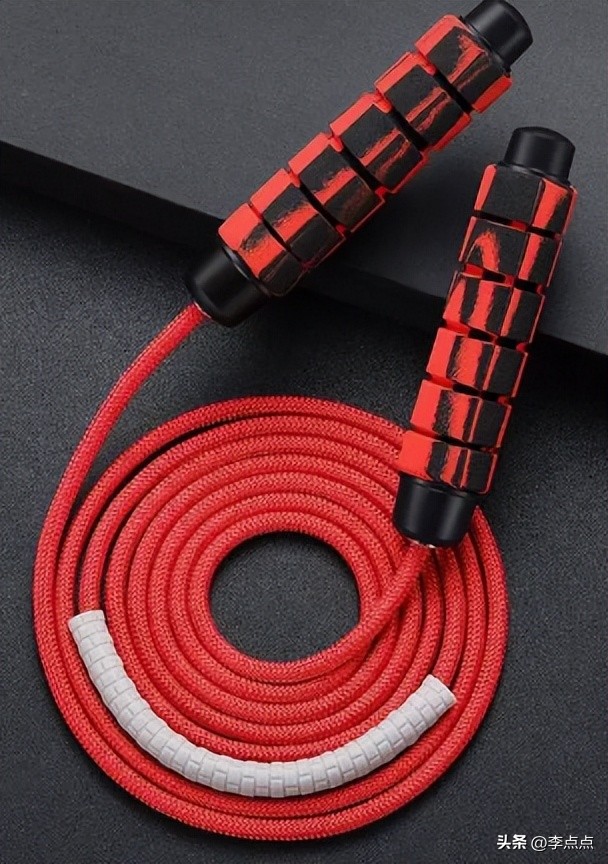 小学跳绳标准及格线_跳绳辅导方法技巧_跳绳会让小腿变粗吗