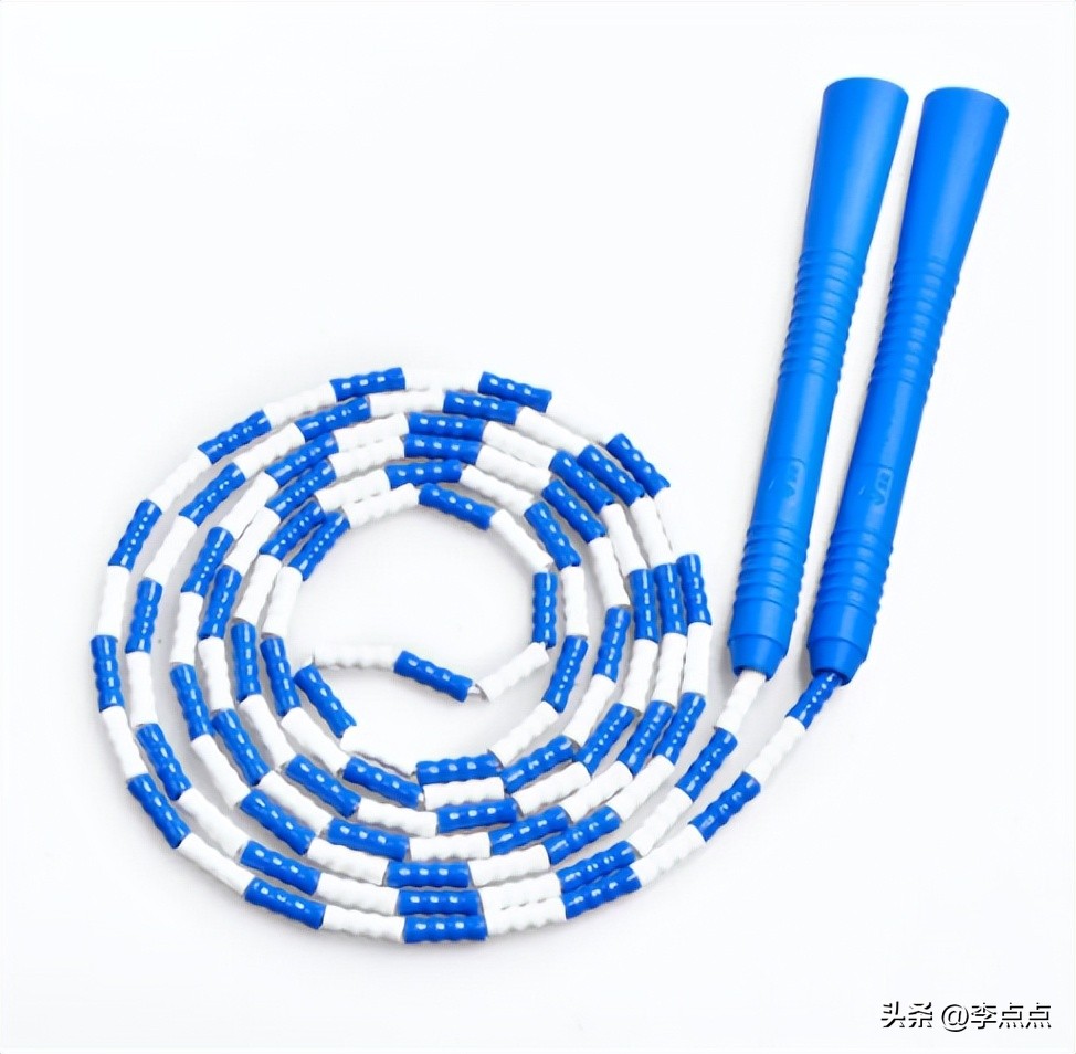 小学跳绳标准及格线_跳绳辅导方法技巧_跳绳会让小腿变粗吗