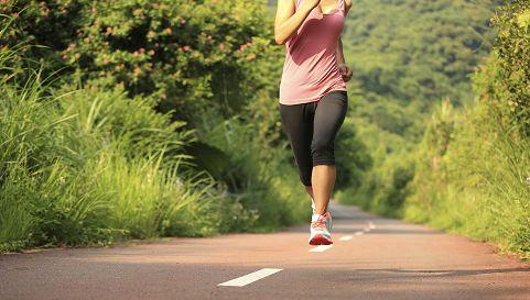 燃脂运动排名_减肥最有效运动_跑步后做仰卧起坐减肥