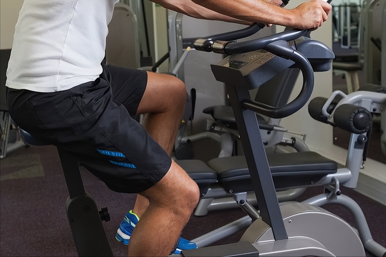 让韧性变好的动作_心理韧性研究_体育锻炼促进心理健康