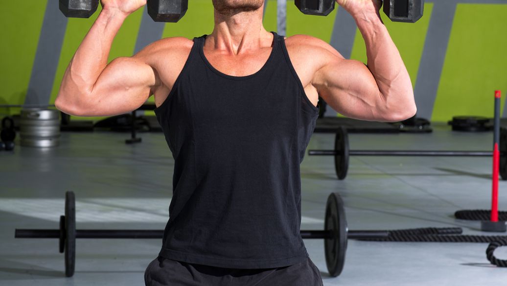 一天中练瑜伽最佳时间_早上锻炼_晚上锻炼