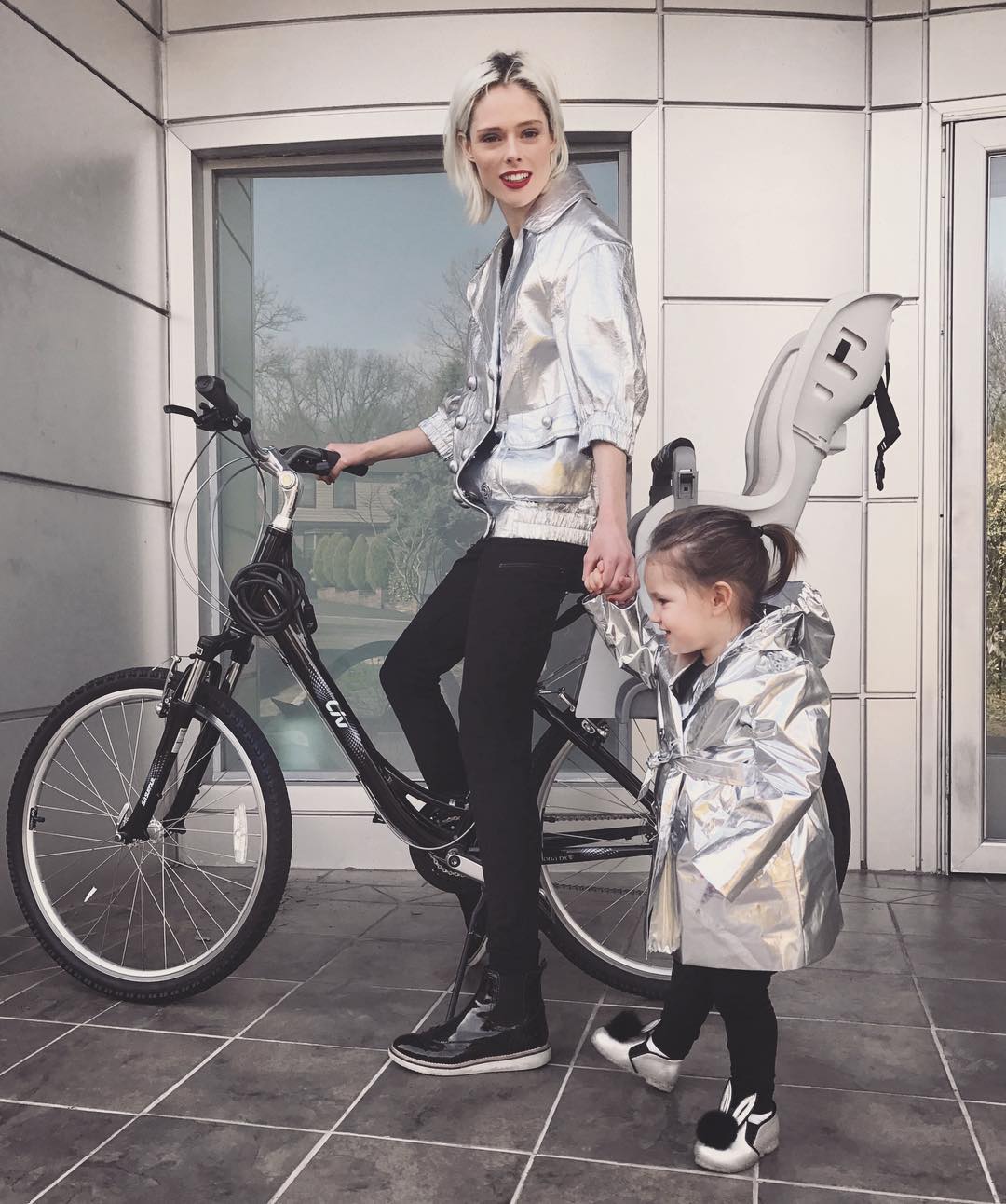 骑单车减肥效果_户外骑车对膝盖好吗_室内自行车可以减肥吗