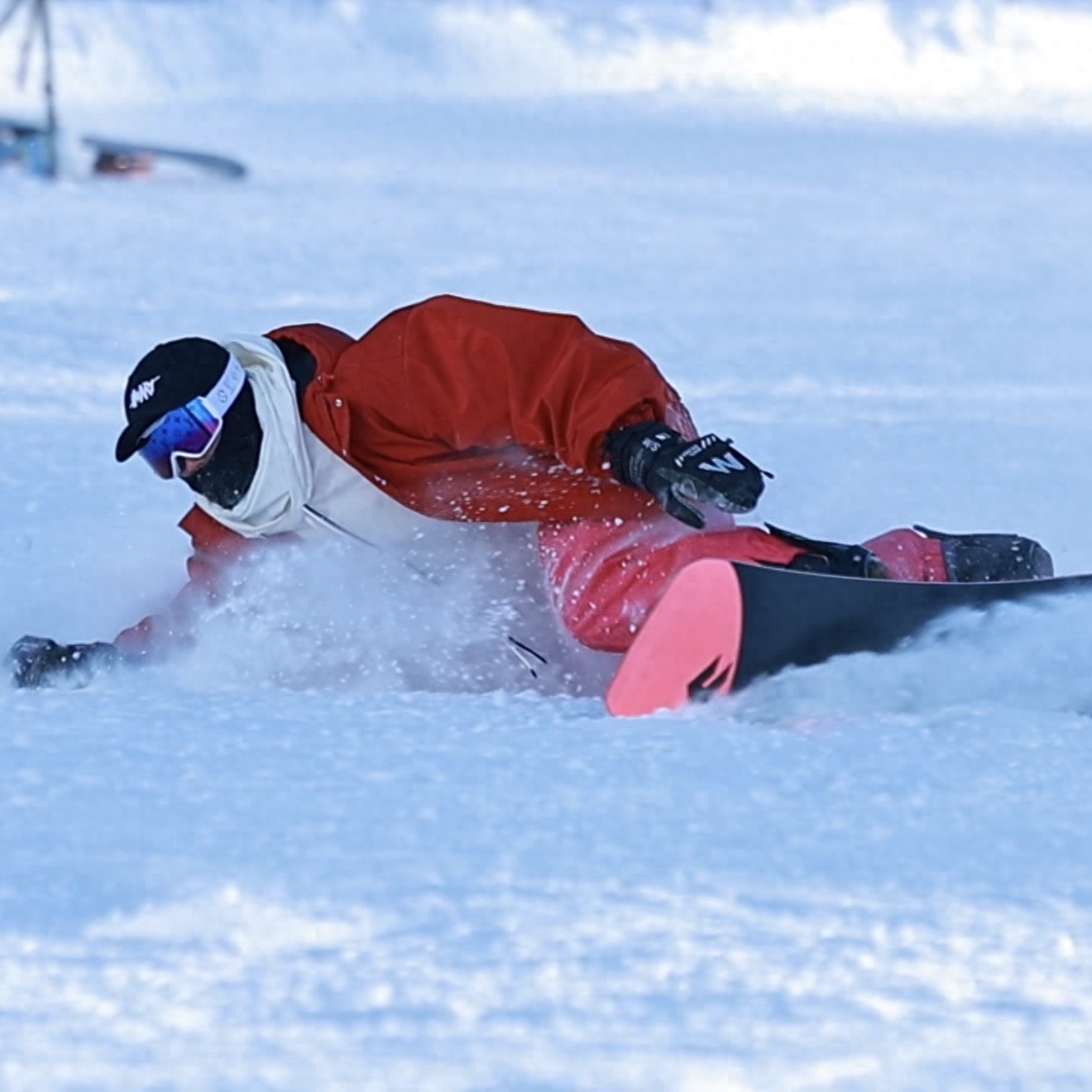 问鼎娱官网app下载入口 凯夫拉滑雪手套热销榜：哪个品牌最值得信赖？