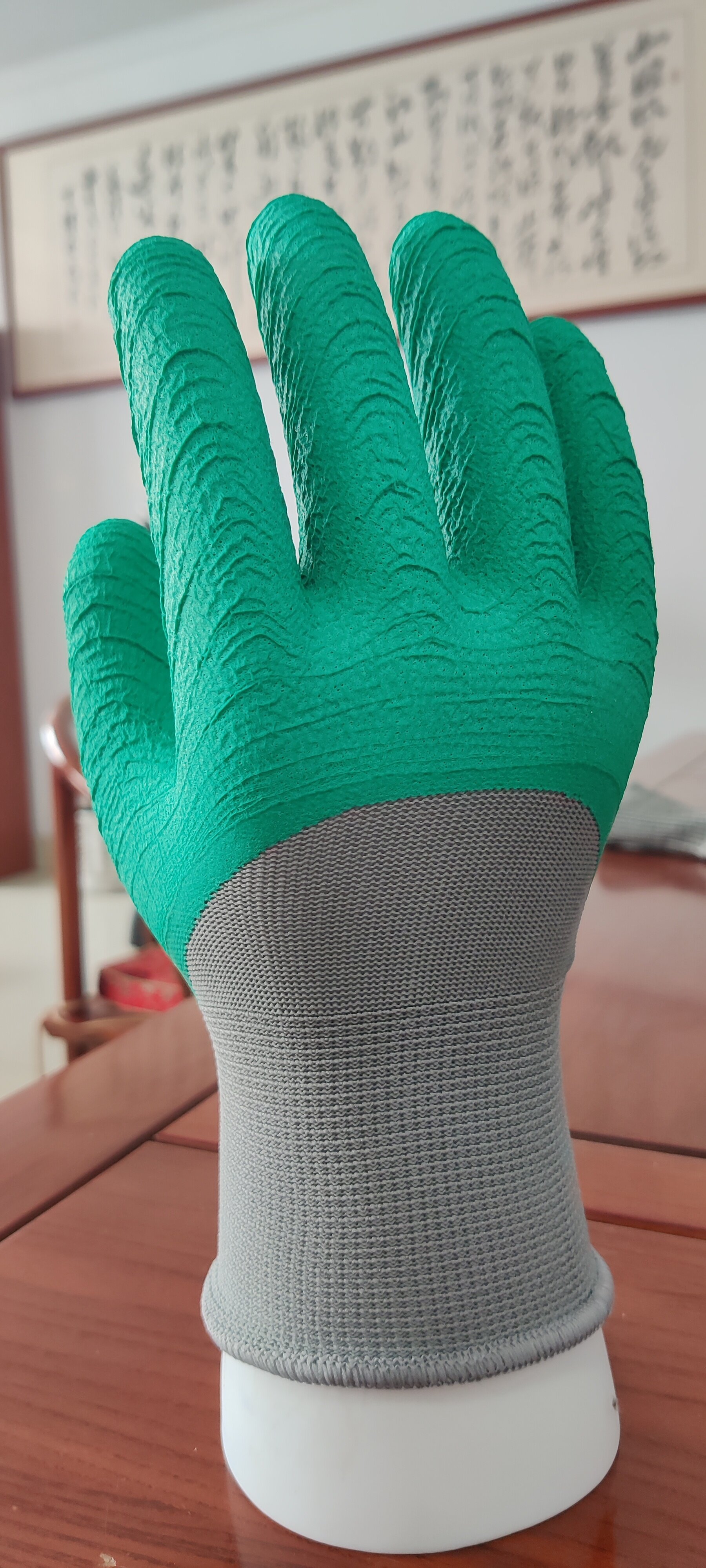 劳保手套种类_劳保手套材质选择_健身手套 尺寸