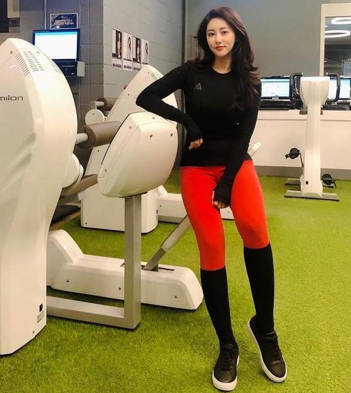 问鼎赏金女王pg官网入口下载 韩国最美健身教练，从胖子练成S型性感身材，对学员也同样负责