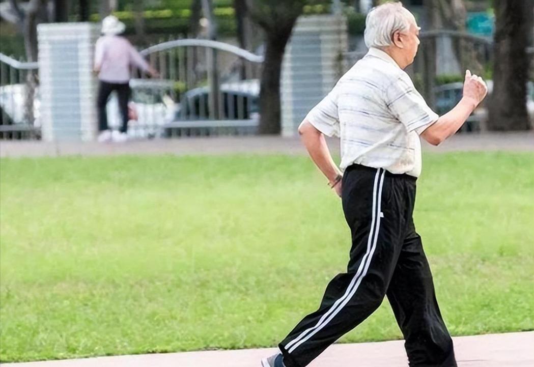 免费qq黄钻网站大全下载 学医后才明白，强肾最好的运动，不是深蹲太极，而是这个