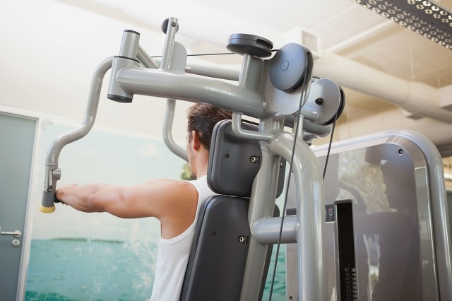 做力量训练时呼吸方法_健身放松养精气神_轻柔运动预防慢性伤身